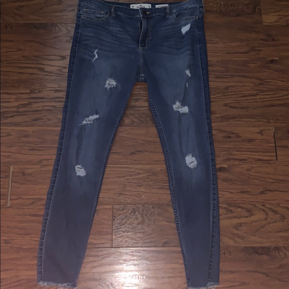 Hollister high rise ripped super skinny jean